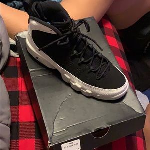 AIR JORDAN 9 RETRO BG (PERFECT CONDITION)